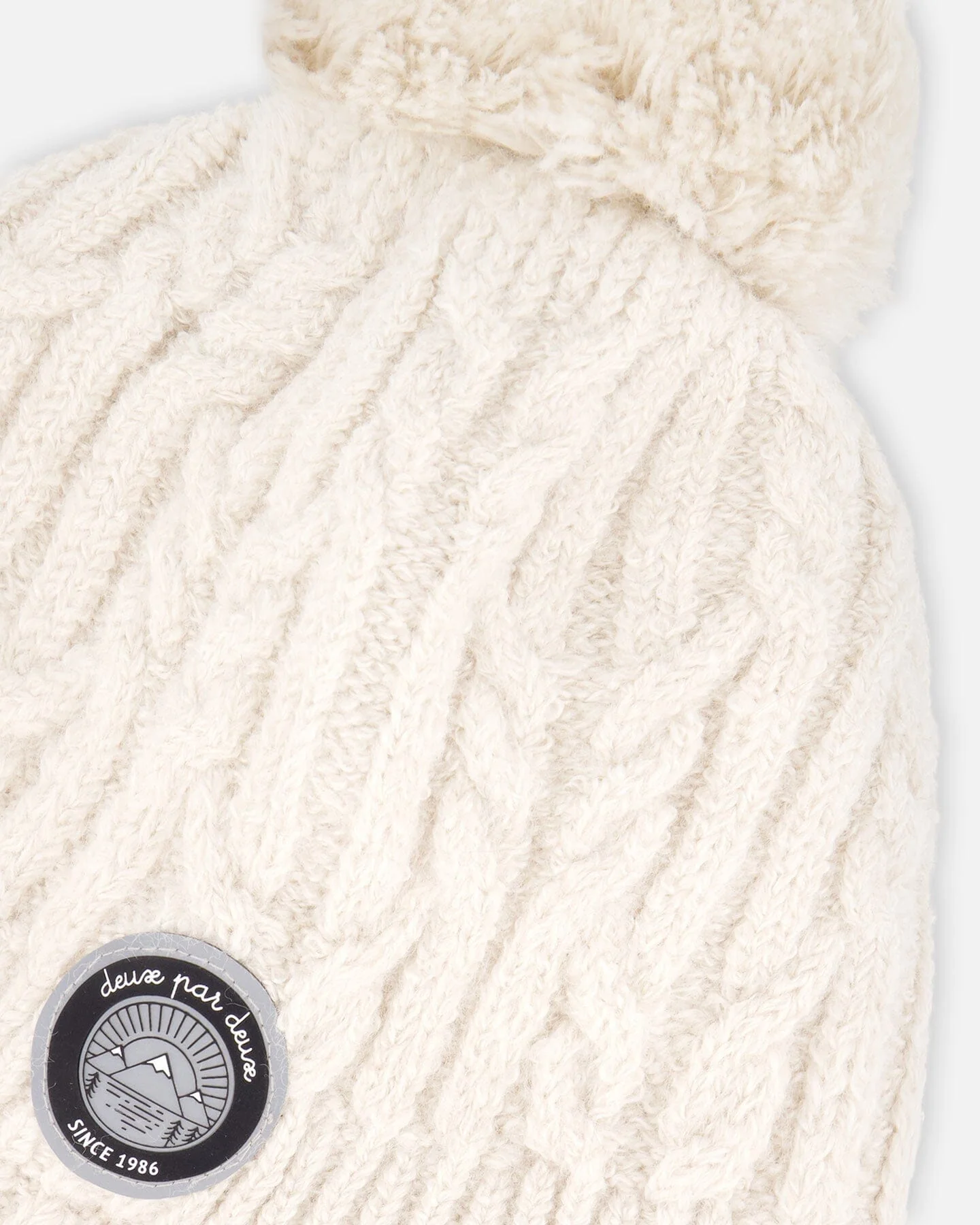 Lined Winter Hat With Pompom Off-White - Image 4